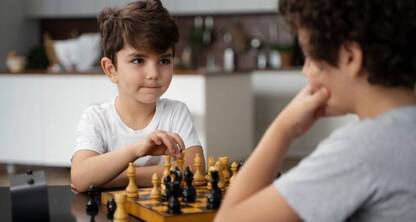 El ajedrez y su impacto en el desarrollo cognitivo de niños y adolescente